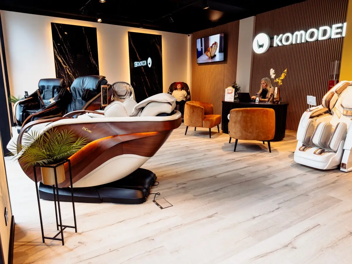ShowroomMilano2.webp