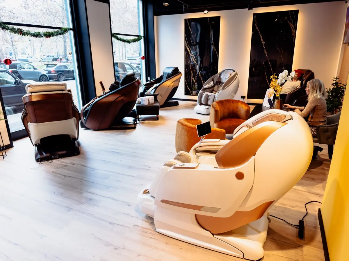 ShowroomMilano4.webp