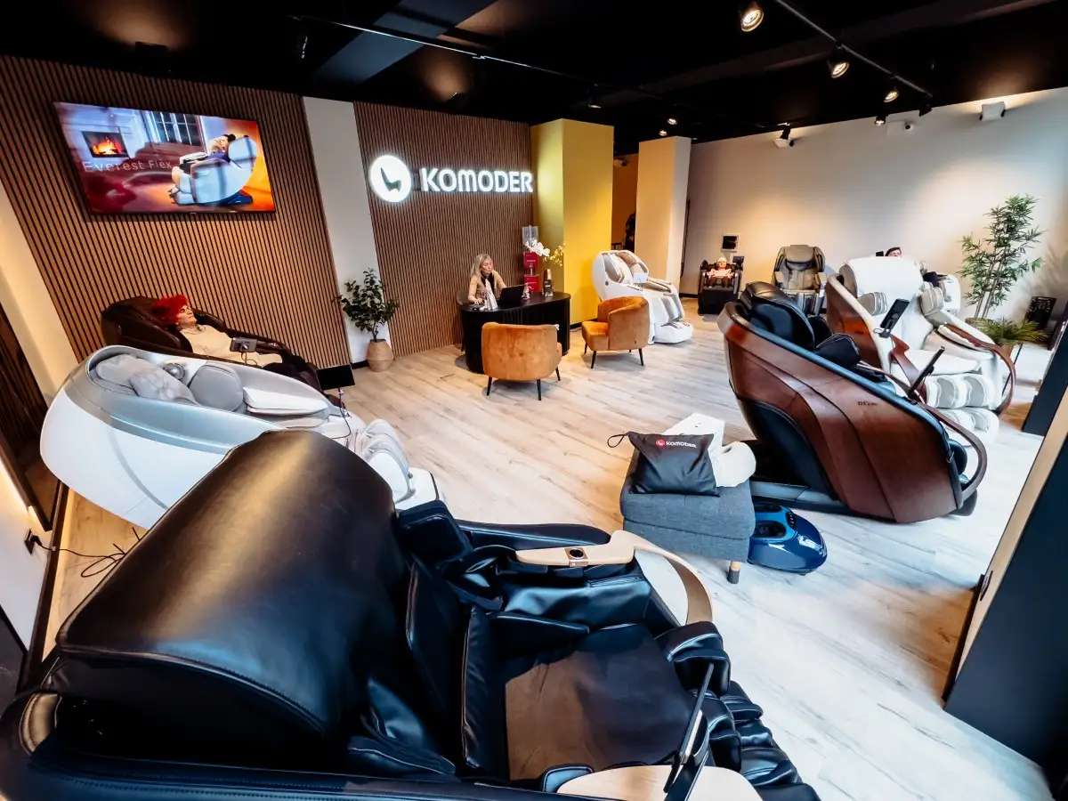 ShowroomMilano5.webp